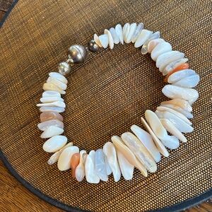 Organic Chip Necklace in White and Cream